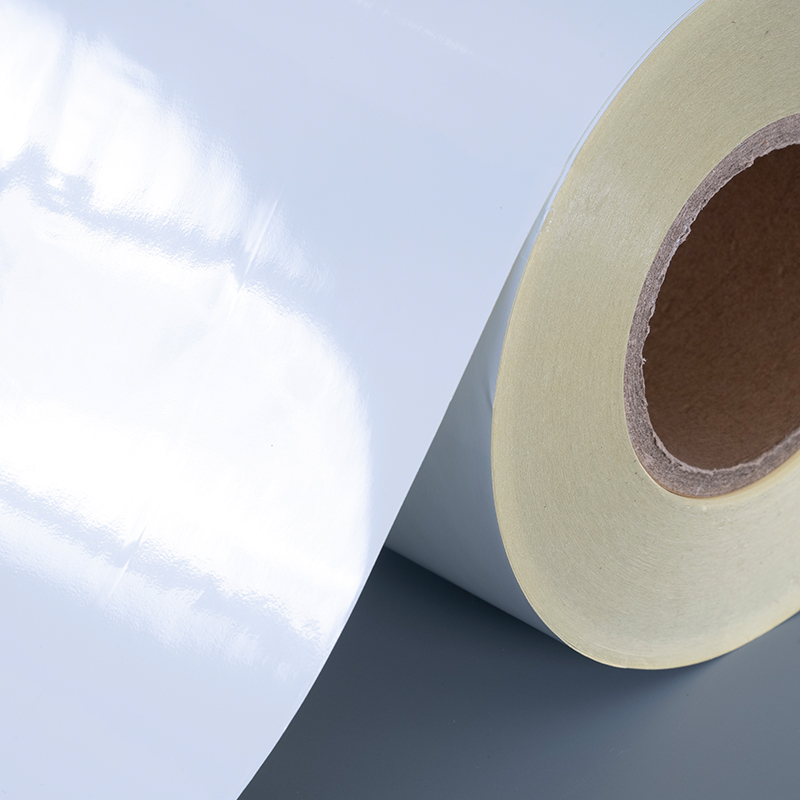 50mic glanzend wit polyesterfilm zelfklevend label met verwijderbare lijm Alcoholbestendig en bestand tegen hoge temperaturen